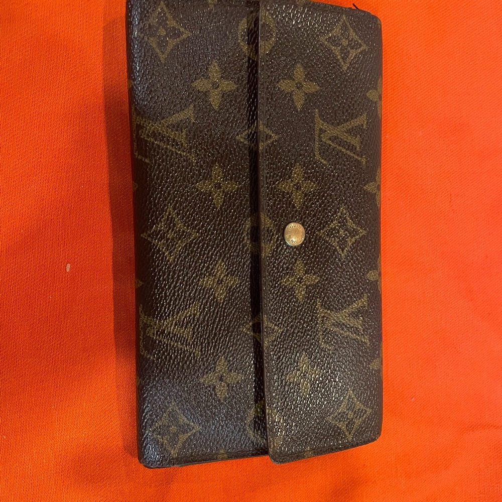 Louis Vuitton M61734 Monogram Canvas Wallet - Brown